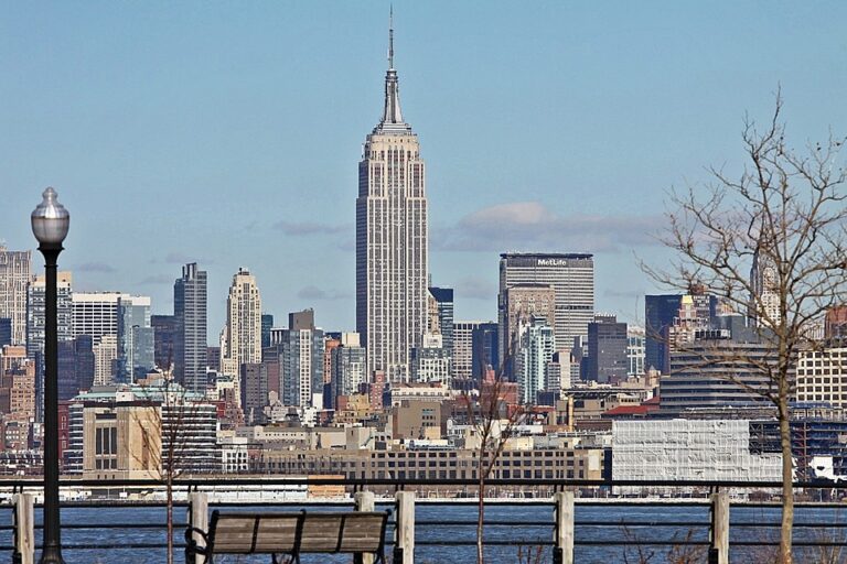 Can You Go to the Top of the Empire State Building For Free?