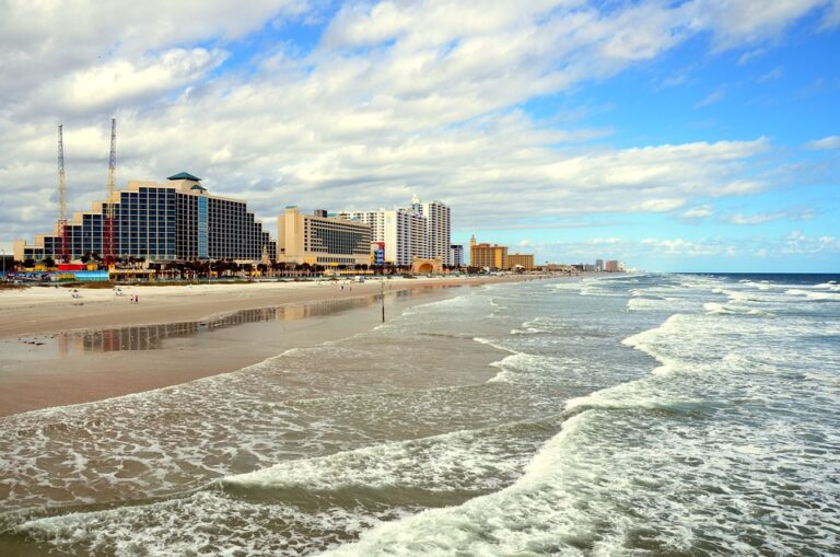 Can You Surf All Year Round In Florida?