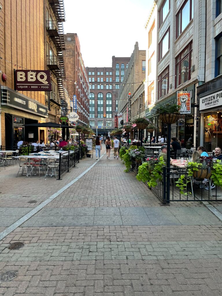 Which is Better Cleveland or Columbus to Visit?