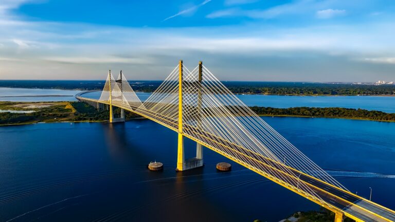 How Tall is the Skyway Bridge FL?