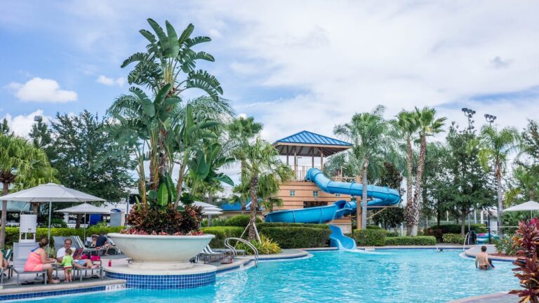 Is Antigua Better Than the Bahamas?
