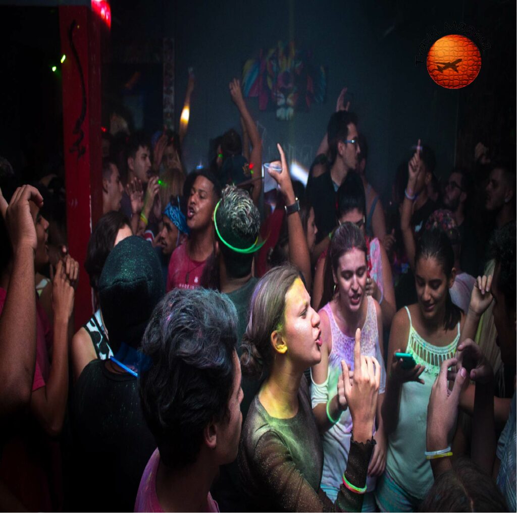 Does Tampa Bay Have Nightlife?