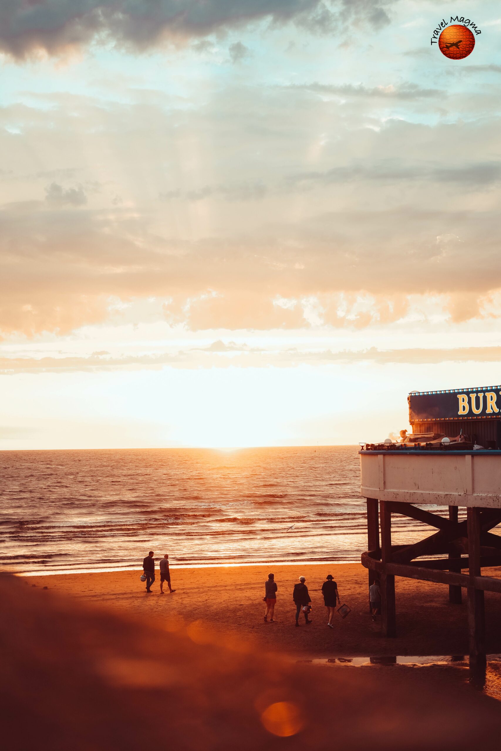 Which Beach is Better Destin or Siesta Key?