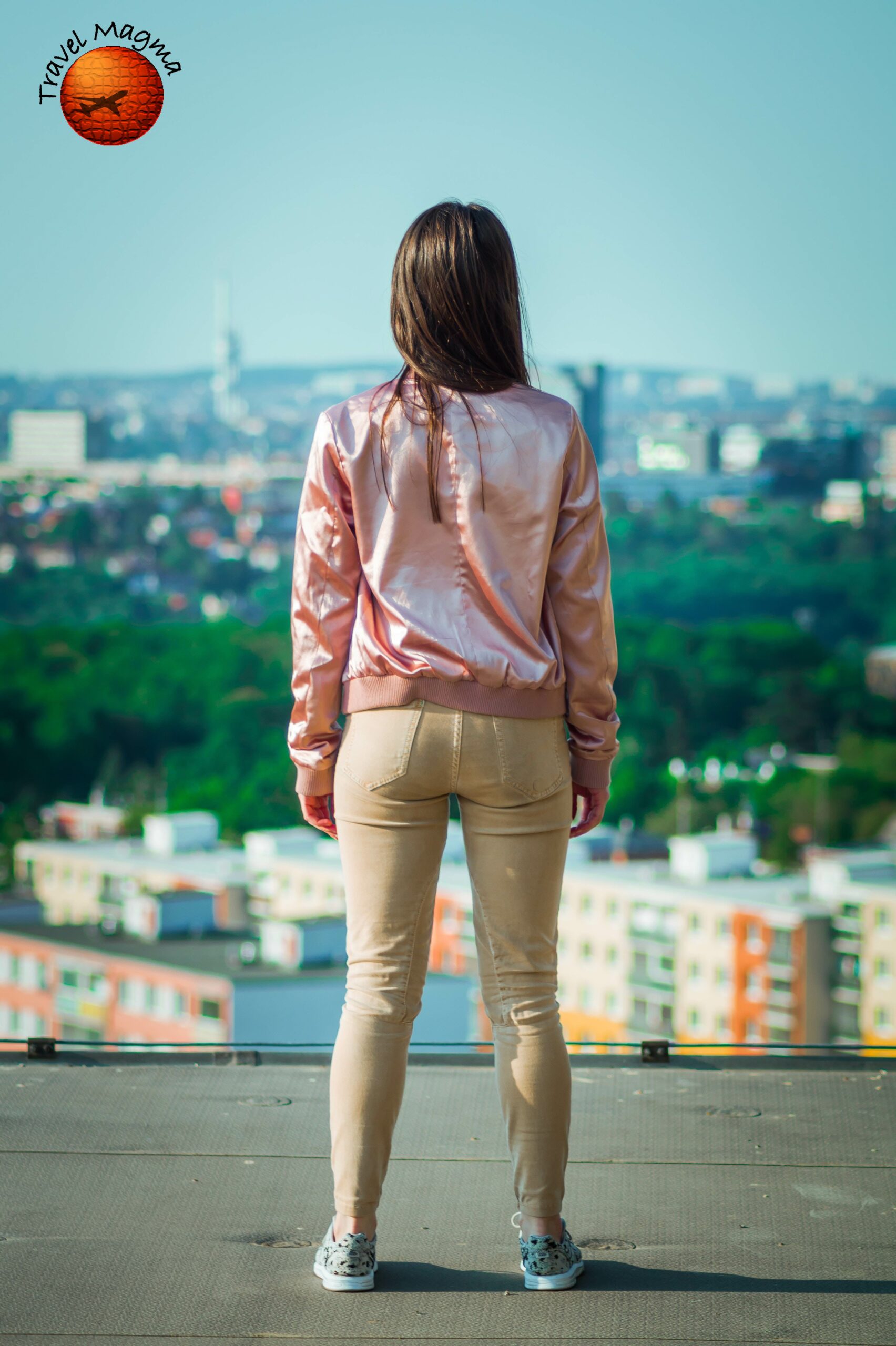 Can A Minor Rent A Hotel Room In Canada?